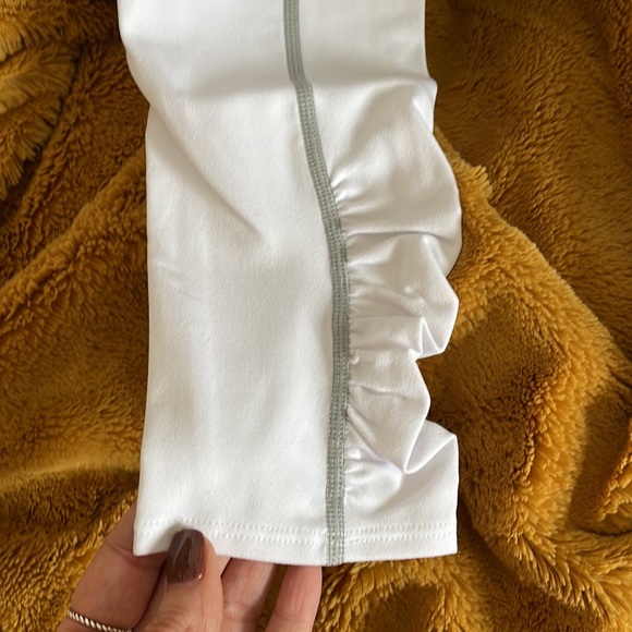 NWT White Free People white leggings with back zipper picked - Picture 4 of 5